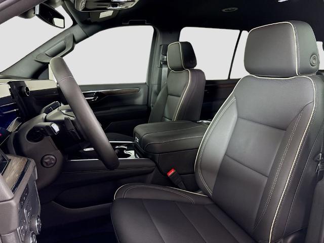 2025 Chevrolet Tahoe Vehicle Photo in PUYALLUP, WA 98371-4149