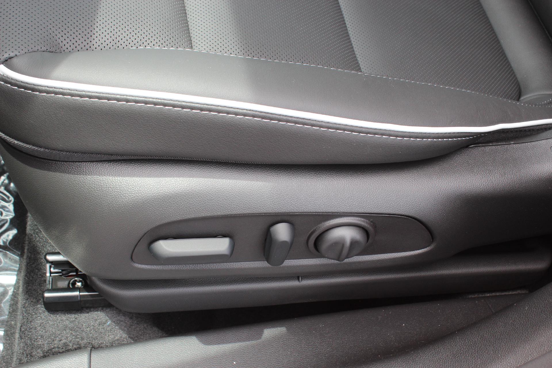 2026 Buick Encore GX Vehicle Photo in AURORA, CO 80012-4011