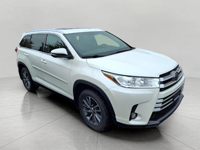 2019 Toyota Highlander Vehicle Photo in Neenah, WI 54956