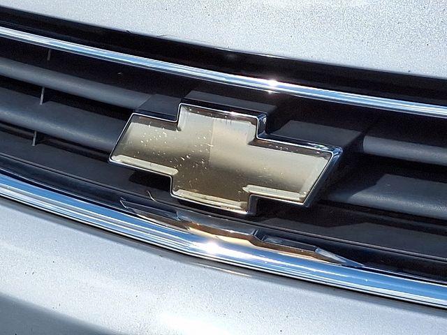 2010 Chevrolet Impala Vehicle Photo in DANBURY, CT 06810-5034