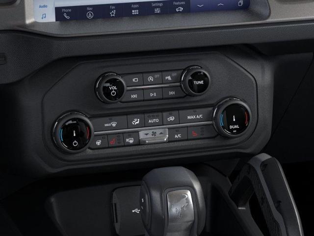 2025 Ford Bronco Vehicle Photo in Weatherford, TX 76087