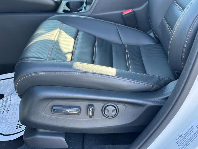 2024 Honda CR-V Hybrid Vehicle Photo in COLUMBIA, MO 65203-3903