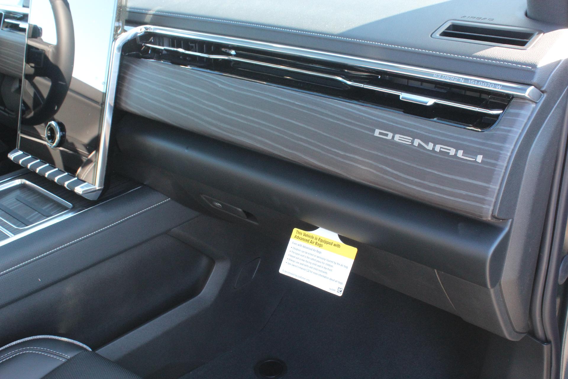 2025 GMC Sierra EV Vehicle Photo in AURORA, CO 80012-4011