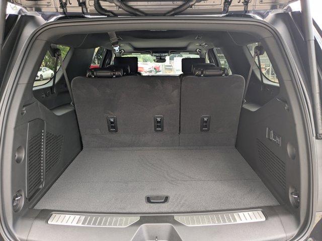 2025 Chevrolet Suburban Vehicle Photo in BRUNSWICK, GA 31525-1881