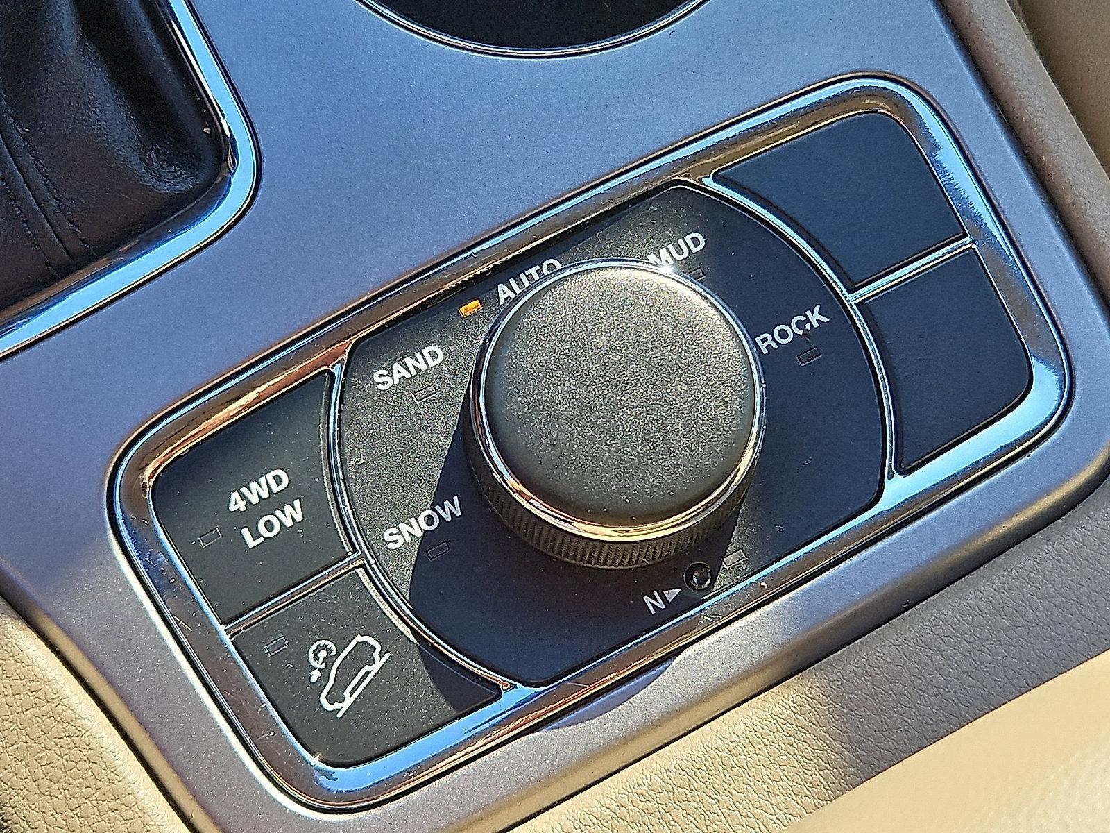 2021 Jeep Grand Cherokee Vehicle Photo in Jenkintown, PA 19046