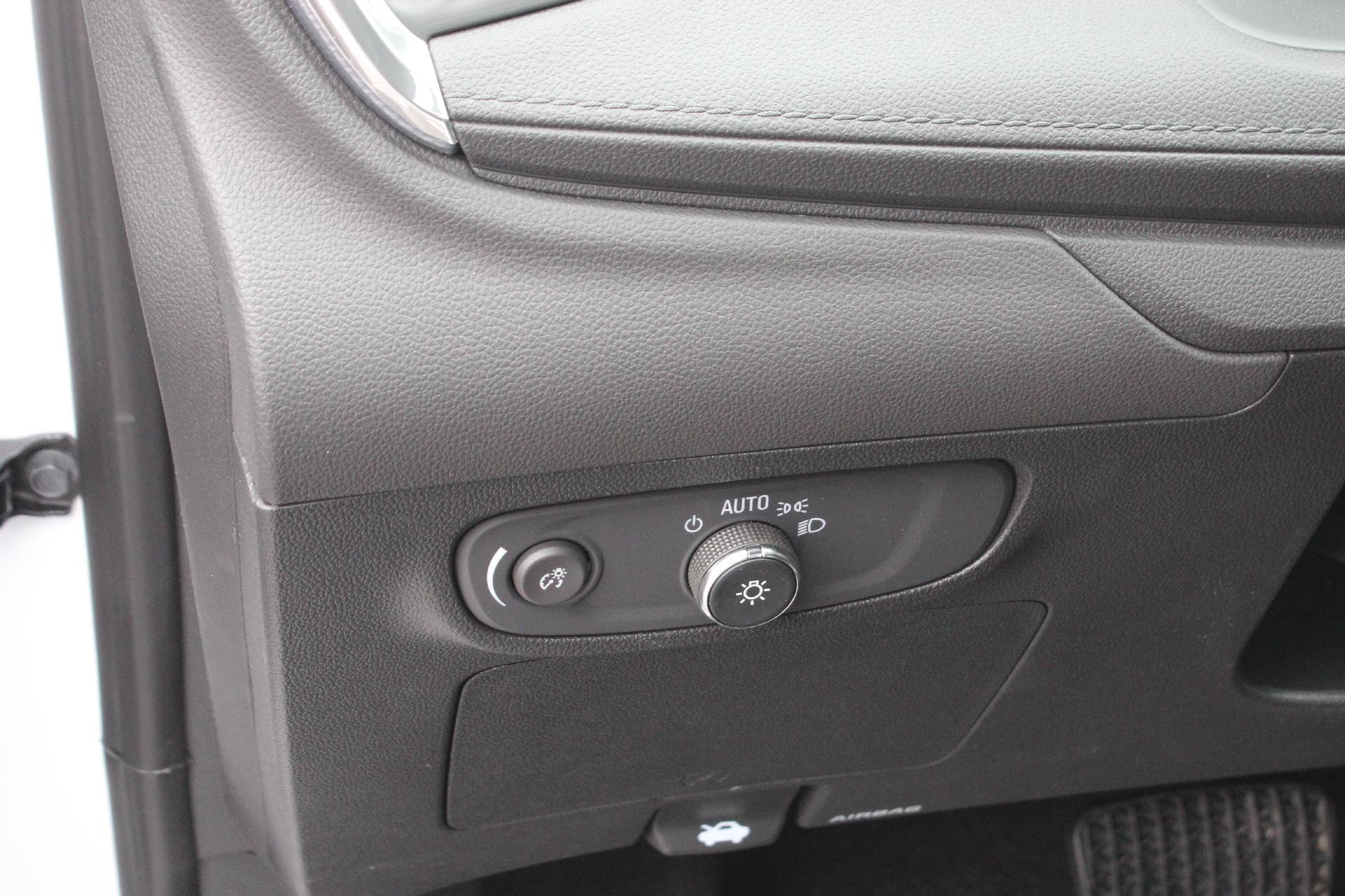 2026 Buick Encore GX Vehicle Photo in AURORA, CO 80012-4011