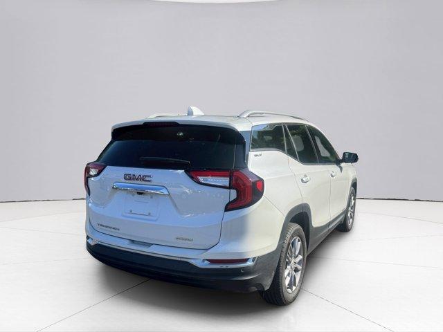2024 GMC Terrain Vehicle Photo in LEOMINSTER, MA 01453-2952