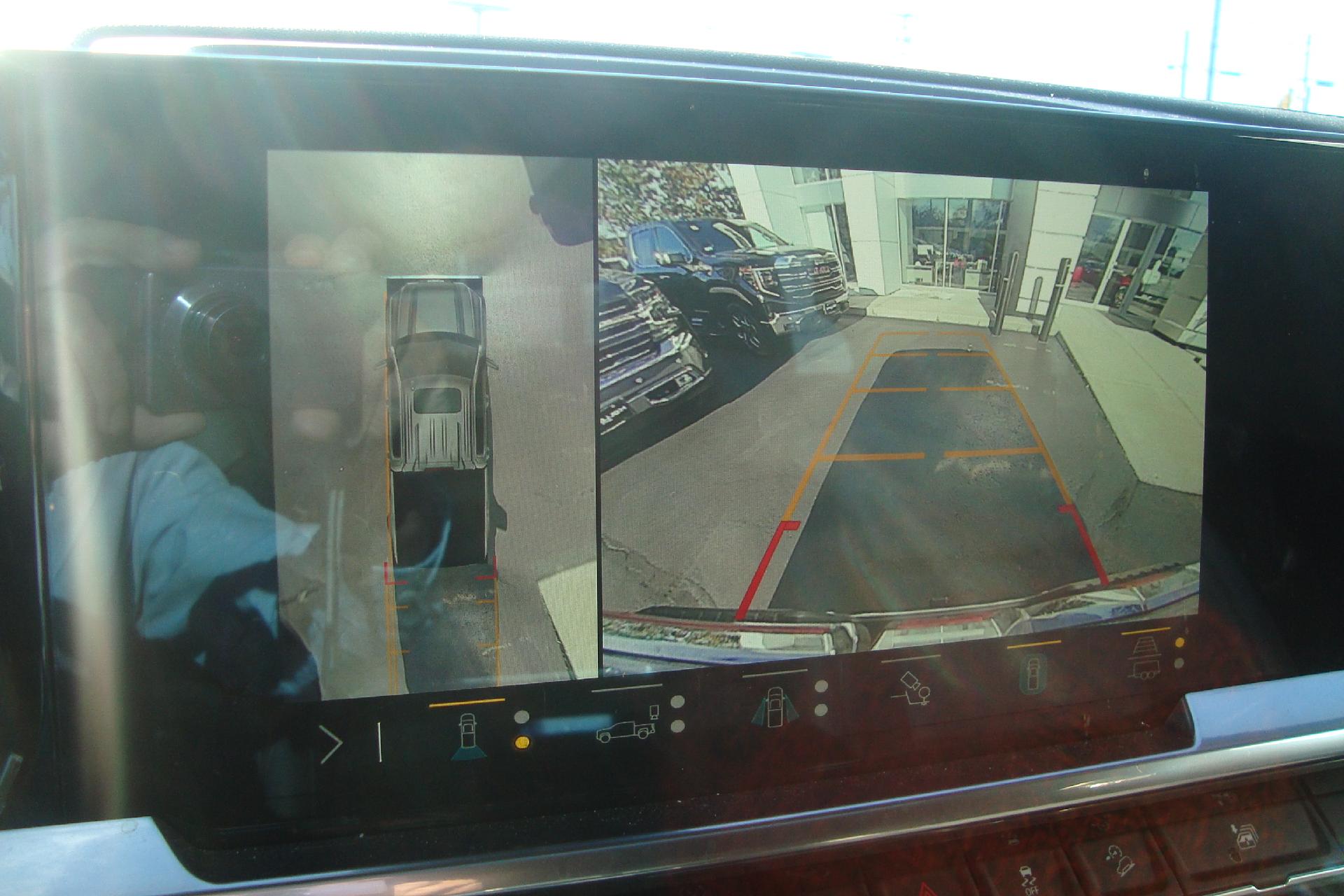 2022 GMC Sierra 1500 Vehicle Photo in PORTSMOUTH, NH 03801-4196