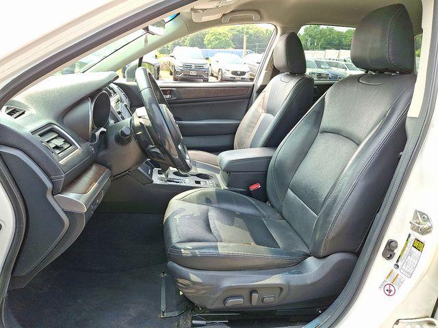 2019 Subaru Outback Vehicle Photo in DANBURY, CT 06810-5034