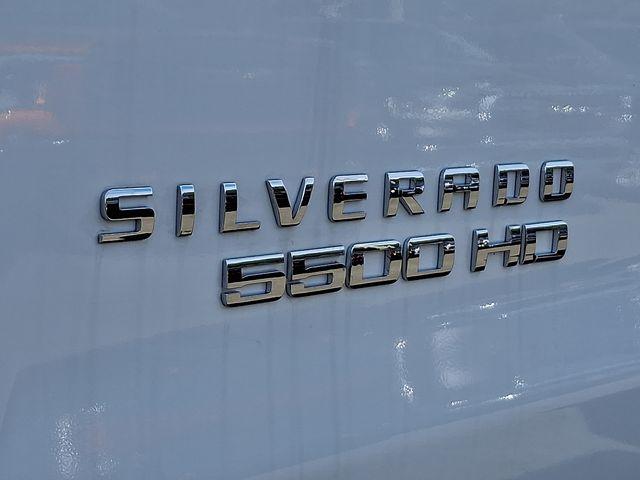 2024 Chevrolet Silverado 5500 HD Vehicle Photo in DANBURY, CT 06810-5034