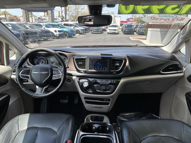 2019 Chrysler Pacifica Vehicle Photo in Tucson, AZ 85712