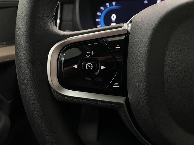 2025 Volvo XC90 Vehicle Photo in Appleton, WI 54913