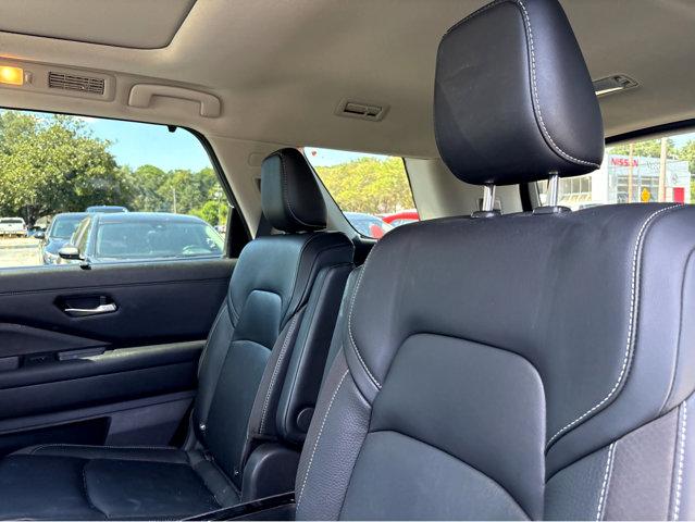 2023 Nissan Pathfinder Vehicle Photo in Savannah, GA 31419