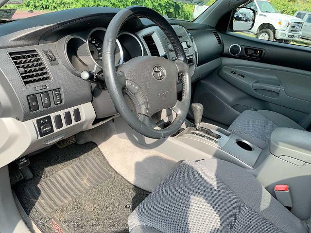 2008 Toyota Tacoma Vehicle Photo in MOON TOWNSHIP, PA 15108-2571