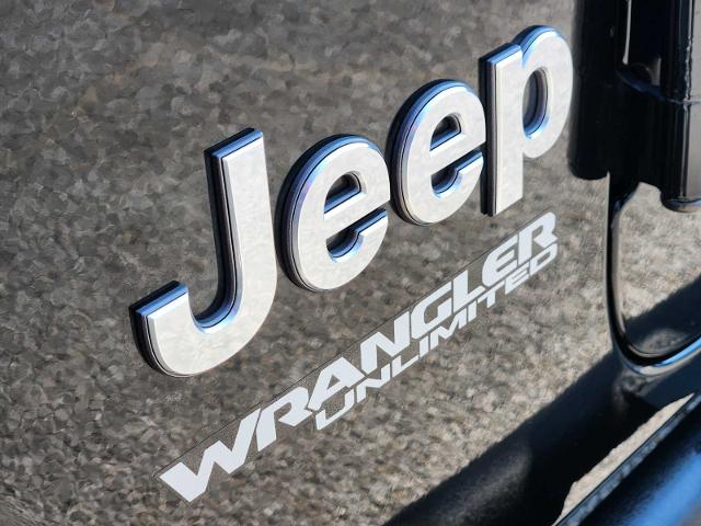 2018 Jeep Wrangler Unlimited Vehicle Photo in DENTON, TX 76210-9321