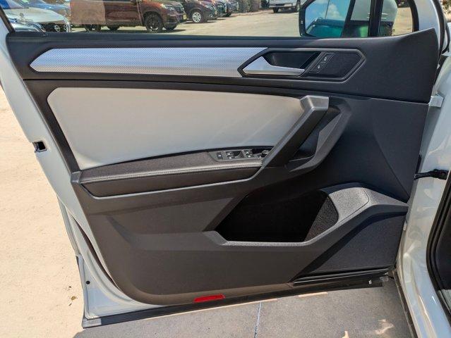 2023 Volkswagen Tiguan Vehicle Photo in San Antonio, TX 78209