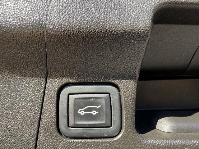 2023 GMC Acadia Vehicle Photo in LEOMINSTER, MA 01453-2952