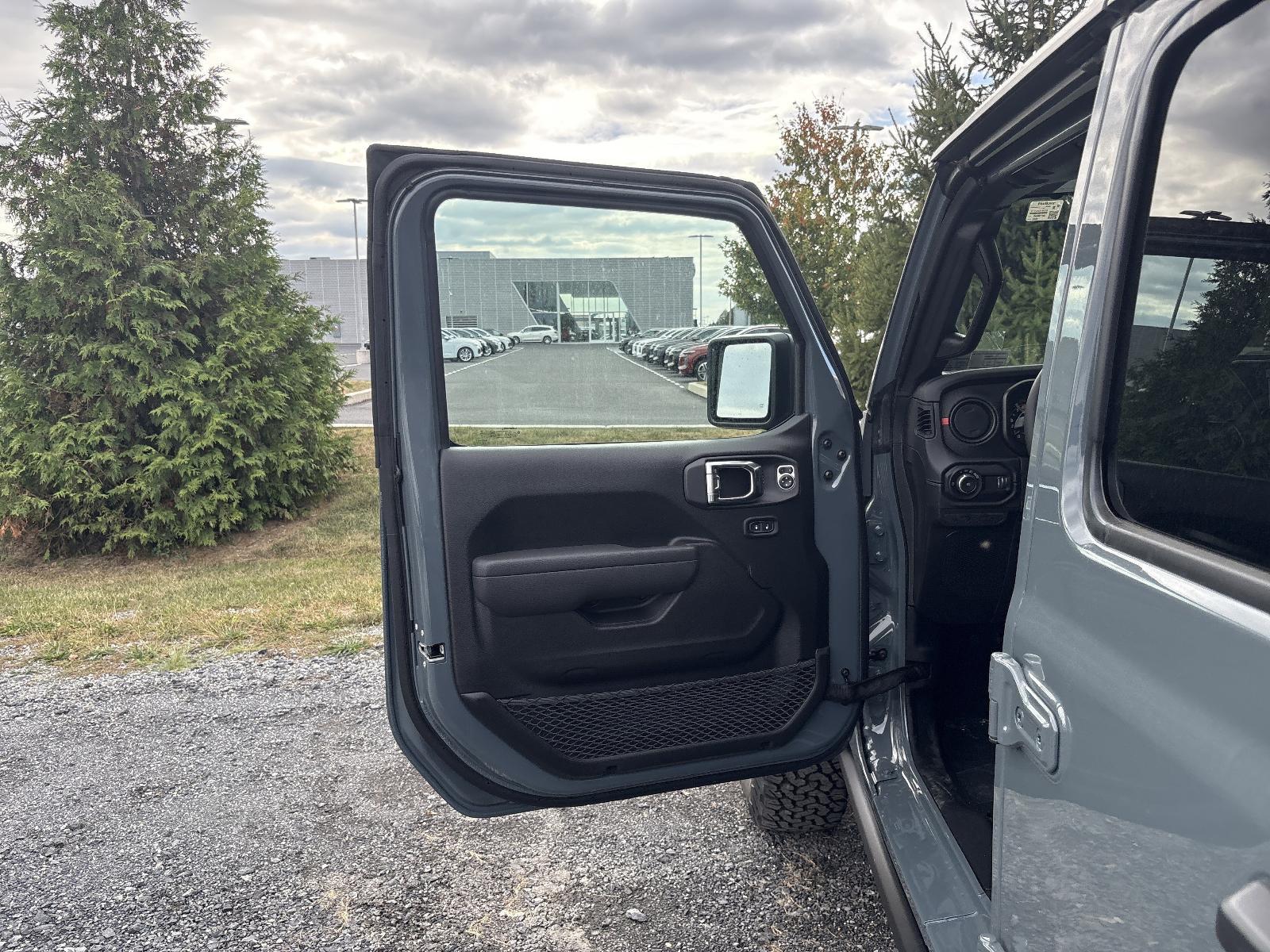 2025 Jeep Wrangler Vehicle Photo in Mechanicsburg, PA 17050-1707