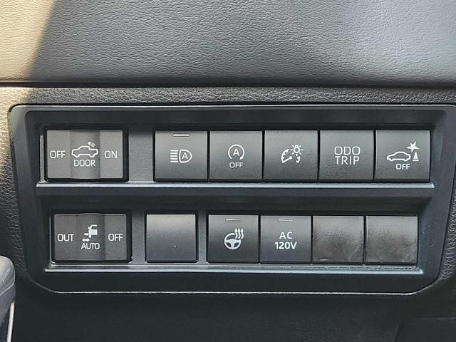 2024 Toyota Tundra 4WD Vehicle Photo in DENTON, TX 76210-9321