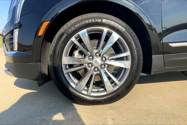 2025 Cadillac XT5 Vehicle Photo in TOPEKA, KS 66609-0000