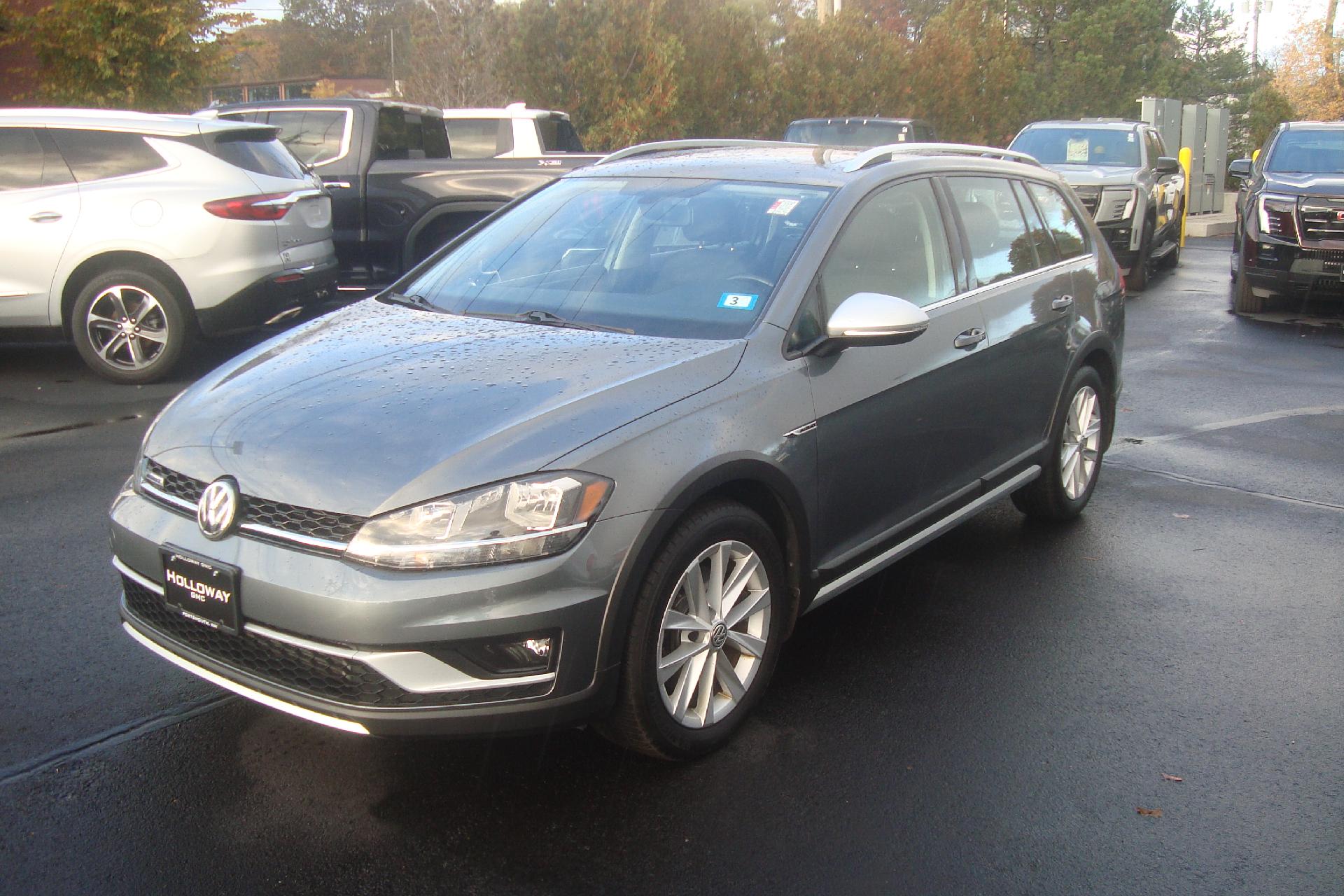 2018 Volkswagen Golf Alltrack Vehicle Photo in PORTSMOUTH, NH 03801-4196