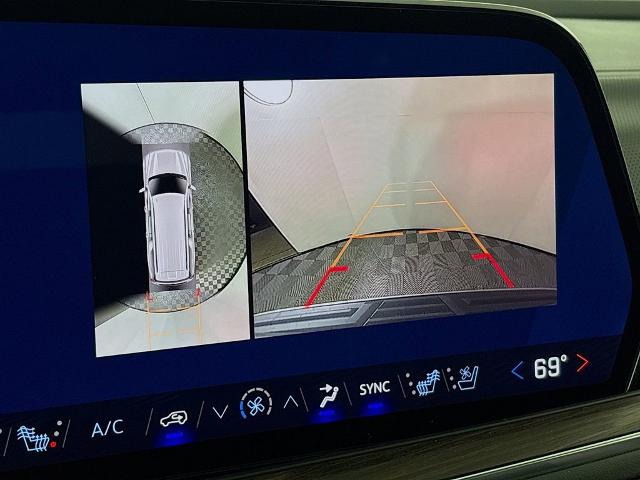 2026 Chevrolet Suburban Vehicle Photo in PUYALLUP, WA 98371-4149