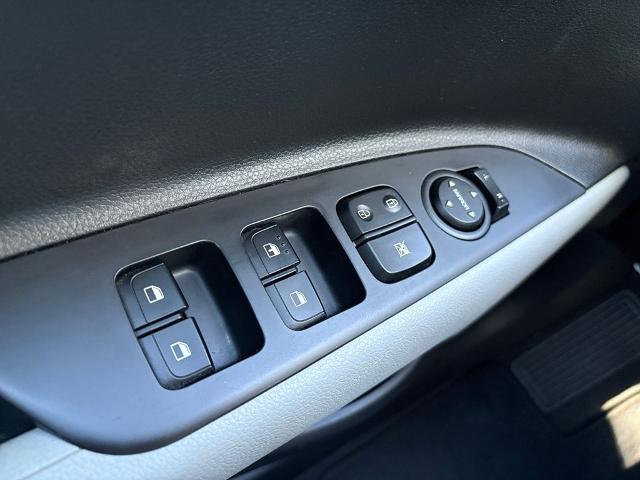 2023 Kia Rio Vehicle Photo in Brunswick, GA 31525