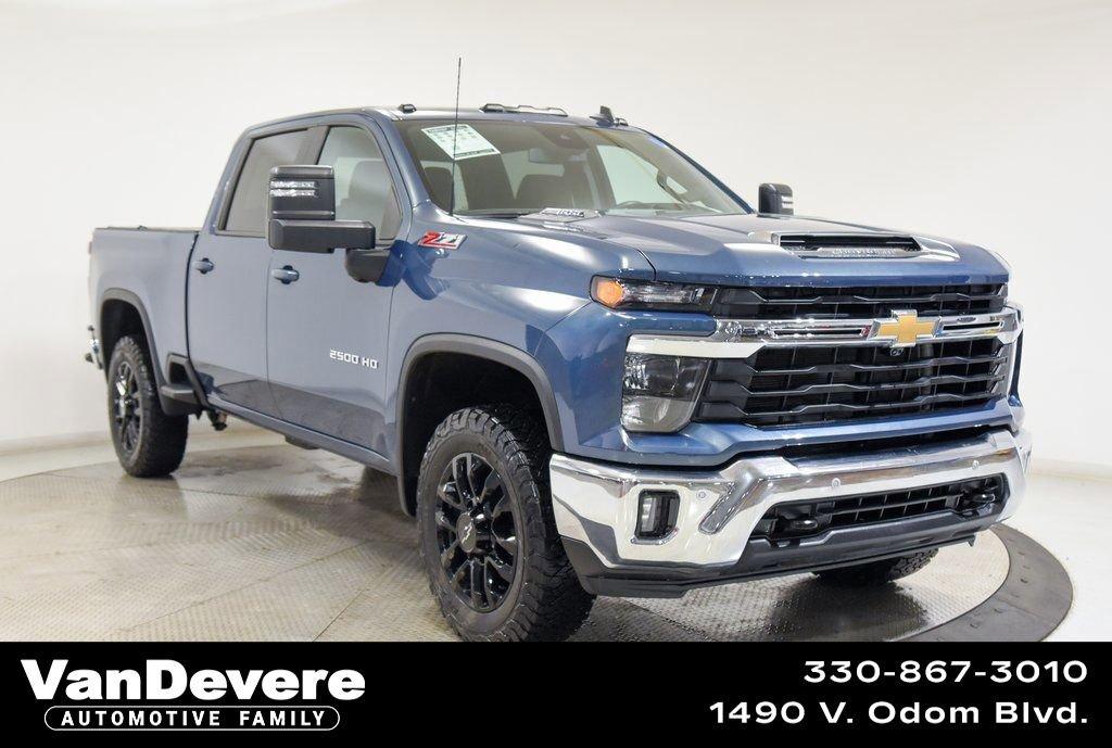 2025 Chevrolet Silverado 2500 HD Vehicle Photo in AKRON, OH 44320-4088