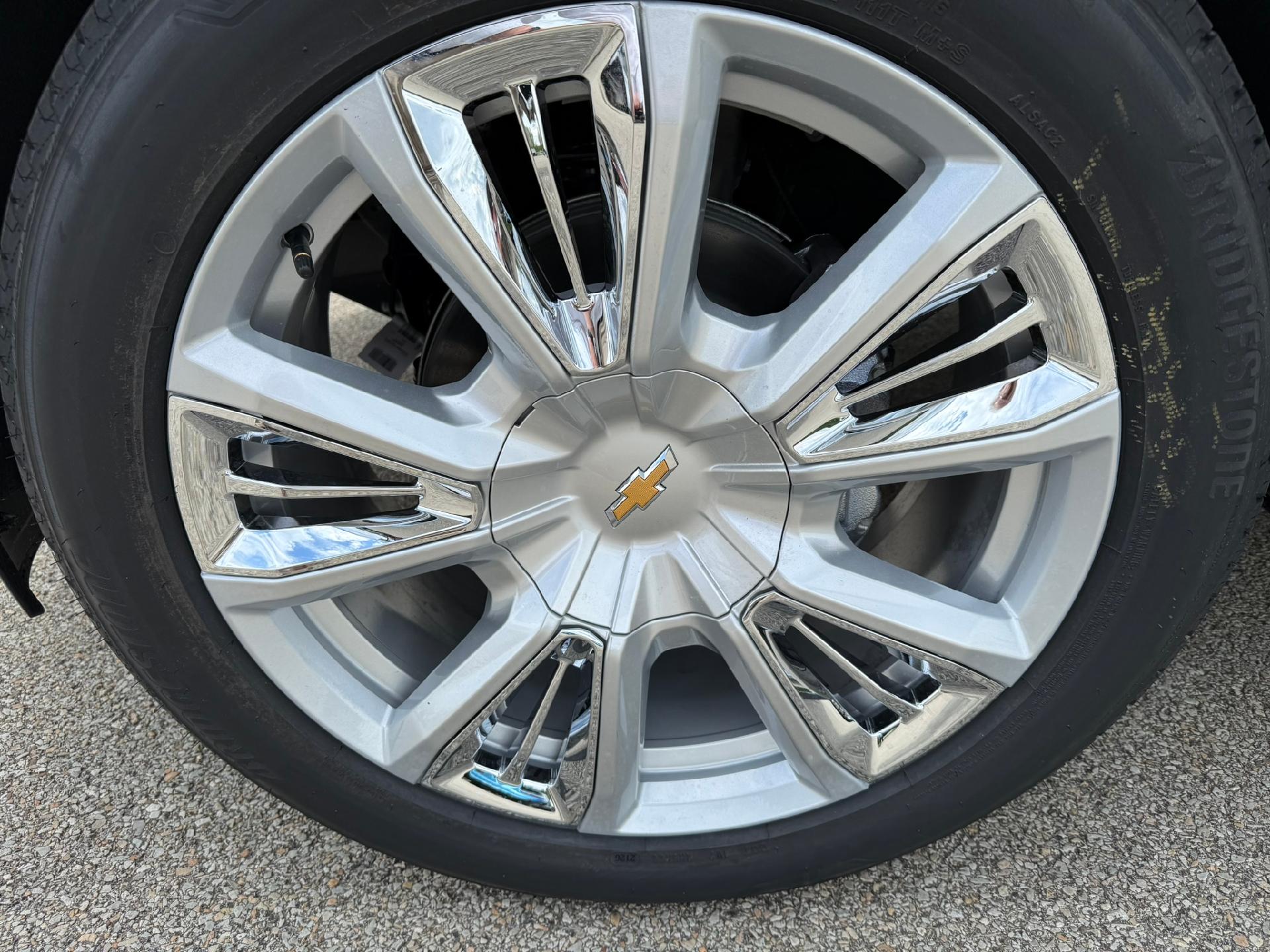 2026 Chevrolet Silverado 1500 High Country - 8
