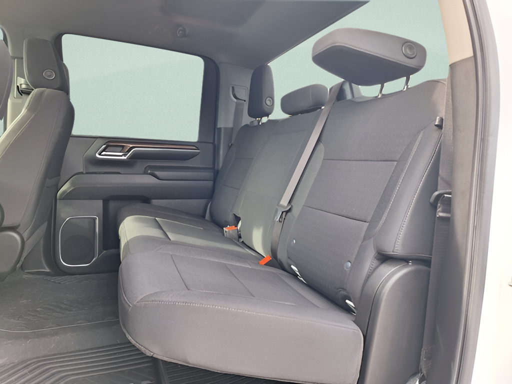 2024 Chevrolet Silverado 2500 HD photo 21 of 31