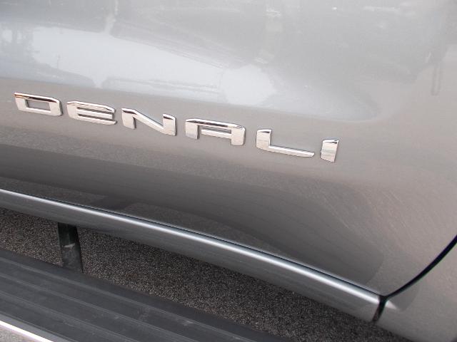 2024 GMC Sierra 1500 Vehicle Photo in LOWELL, MA 01852-4336