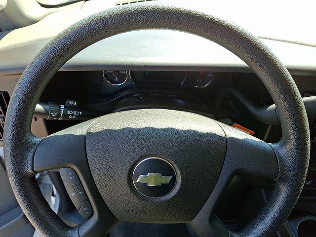 2023 Chevrolet Express Cargo 2500 Vehicle Photo in DANBURY, CT 06810-5034