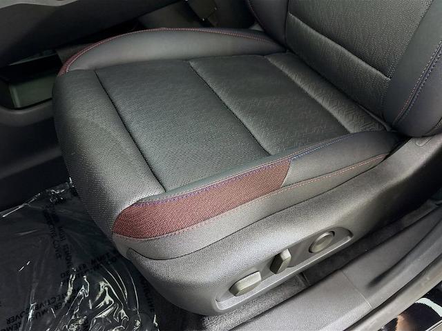 2026 Chevrolet Equinox Vehicle Photo in PUYALLUP, WA 98371-4149