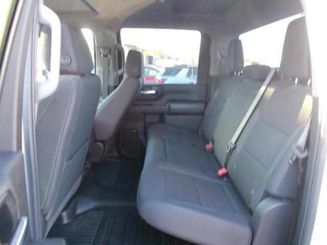 2025 GMC Sierra 2500 HD Vehicle Photo in LOWELL, MA 01852-4336