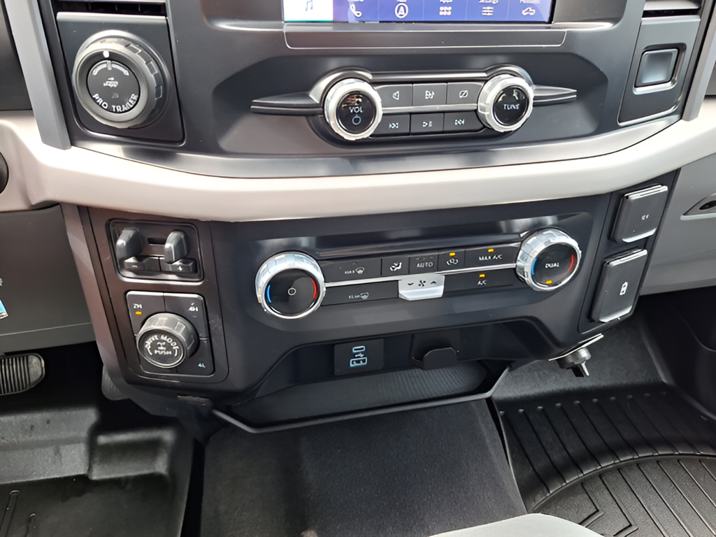 2023 Ford F-150 photo 14 of 35