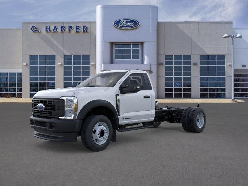 2025 Ford Super Duty F-600 DRW Vehicle Photo in Belle Vernon, PA 15012