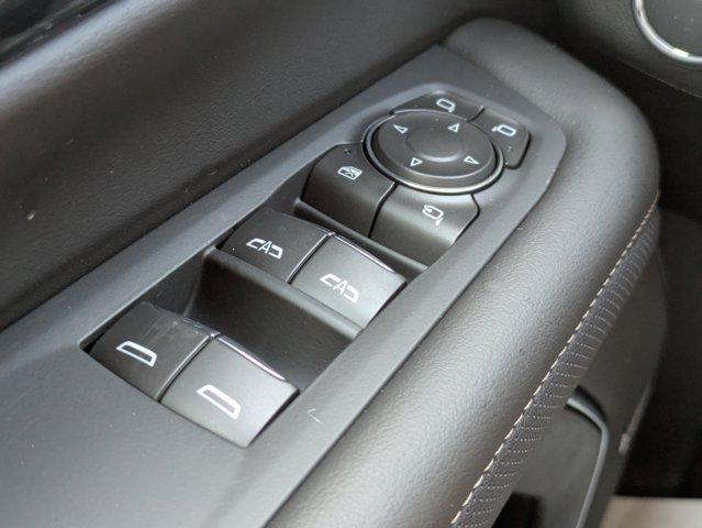 2025 Chevrolet Suburban Vehicle Photo in BRUNSWICK, GA 31525-1881