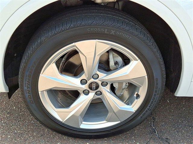 2022 Audi Q5 Vehicle Photo in Willow Grove, PA 19090
