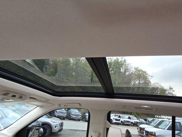 2021 GMC Yukon Vehicle Photo in Pleasant Hills, PA 15236