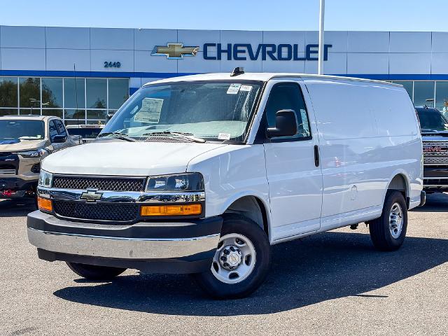 2025 Chevrolet Express Cargo 3500 Cargo