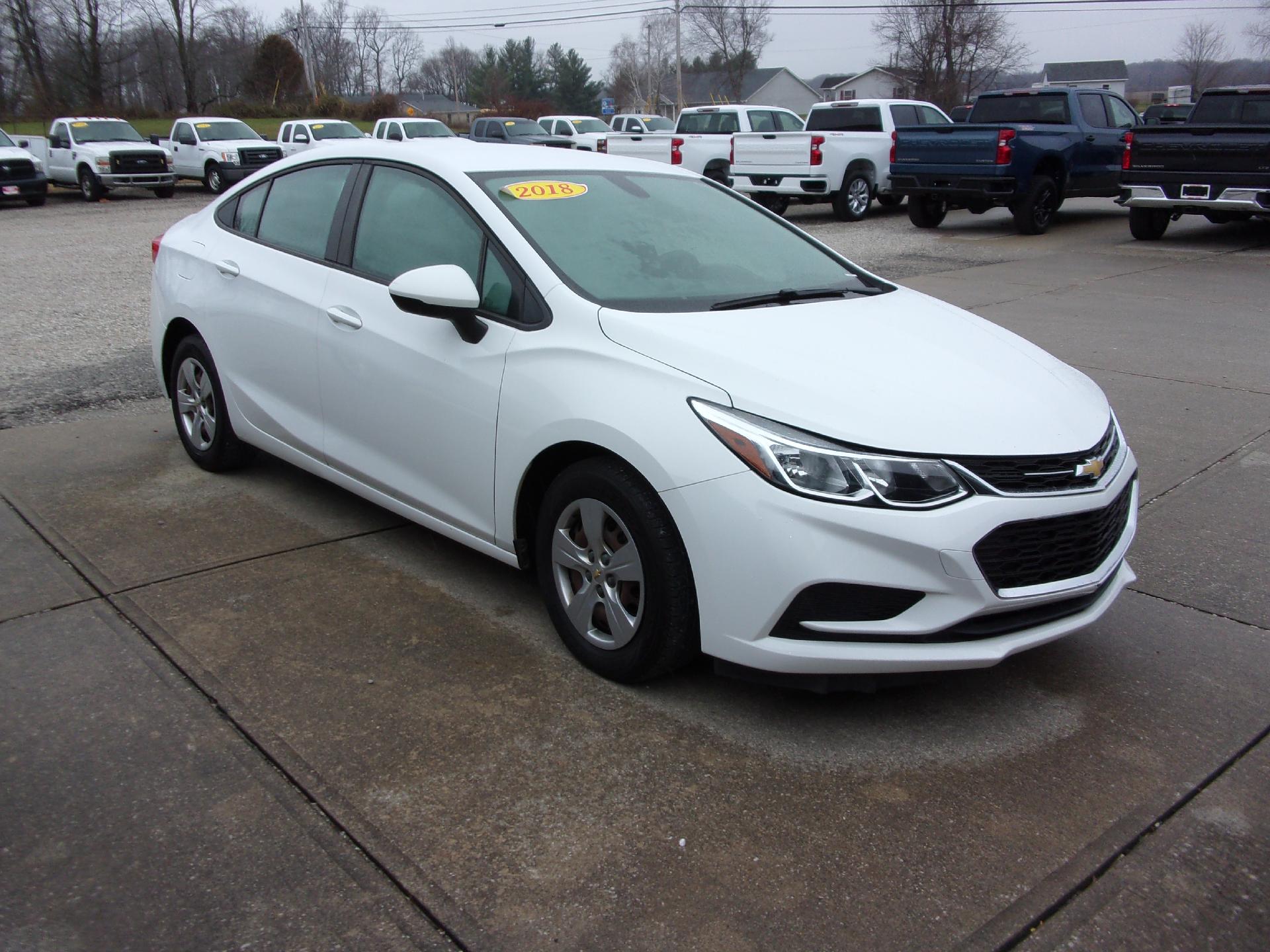 2018 Chevrolet Cruze Vehicle Photo in ORLEANS, IN 47452-9283