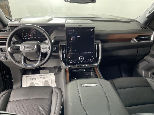 2025 GMC Yukon XL Vehicle Photo in GILBERT, AZ 85297-0402