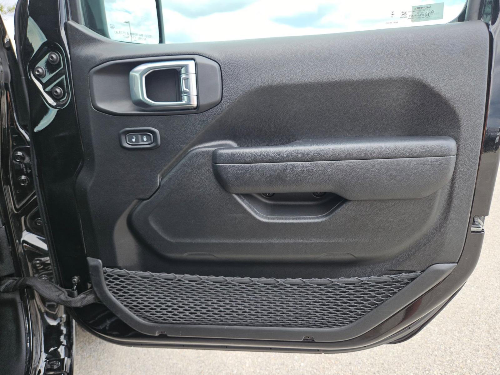 2024 Jeep Wrangler Vehicle Photo in Seguin, TX 78155