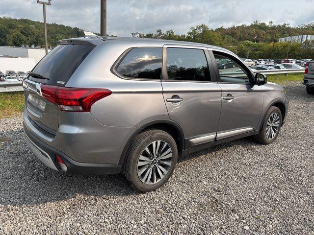 2020 Mitsubishi Outlander Vehicle Photo in Pleasant Hills, PA 15236