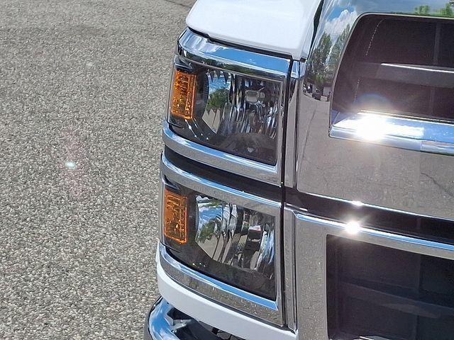 2023 Chevrolet Silverado 5500 HD Vehicle Photo in DANBURY, CT 06810-5034