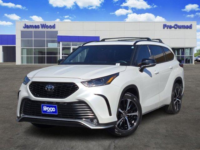 2021 Toyota Highlander Vehicle Photo in Decatur, TX 76234