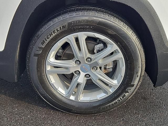 2022 GMC Terrain Vehicle Photo in TREVOSE, PA 19053-4984