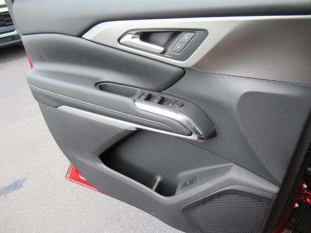 2025 Chevrolet Traverse Vehicle Photo in LEESBURG, FL 34788-4022