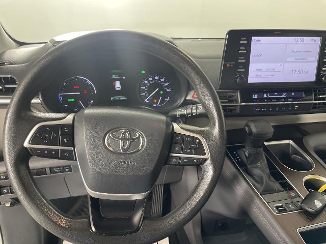 2021 Toyota Sienna Vehicle Photo in GILBERT, AZ 85297-0402