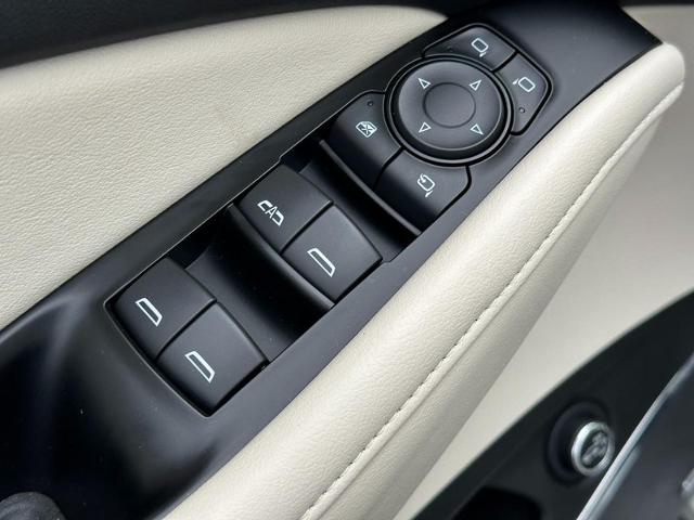 2023 Buick Enclave Vehicle Photo in COLUMBIA, MO 65203-3903